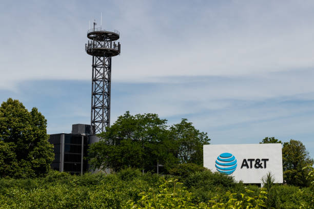 at&t zentrale. at&t hat die fusion mit warnermedia abgeschlossen und kontrolliert nun hbo, cnn und directv - cnn stock-fotos und bilder