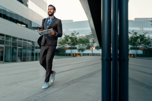 istock Reading the Latest News 1162623112