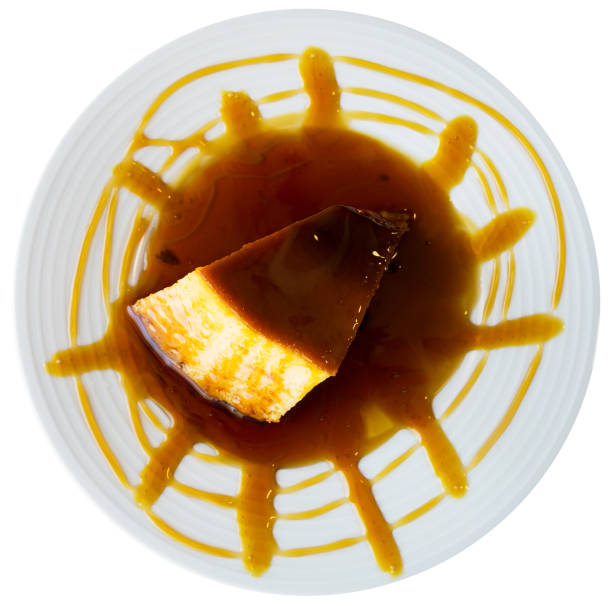 flan con nata â typical catalan dessert of catalonia - norway maple imagens e fotografias de stock