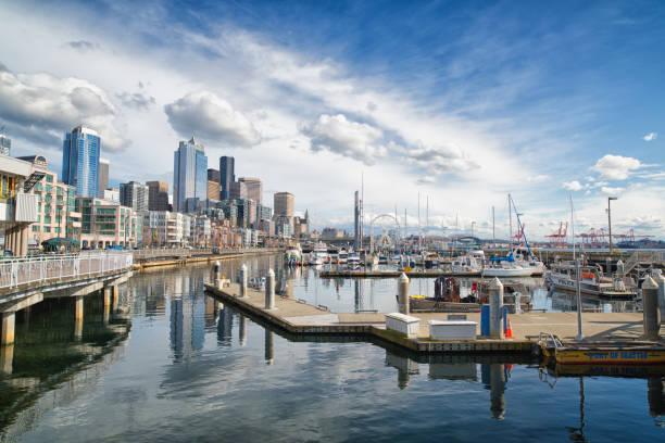 сиэтл белл-харбор марина - ferry seattle washington state cruise ship стоковые фото и изображения