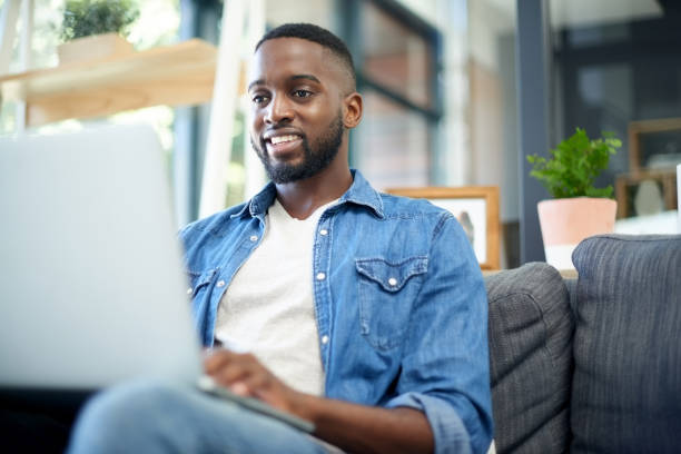 istock Checking in with his favourite sites 1162745066