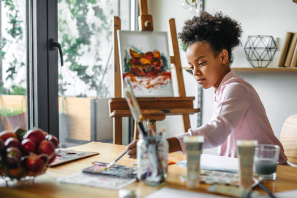 istock She's going to be great artist one day 1162750440