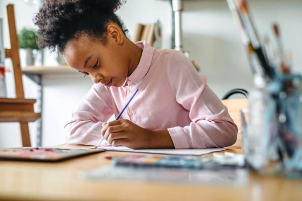 istock She's going to be great artist one day 1162750480