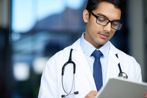 istock Tracking all medical information online 1162780647