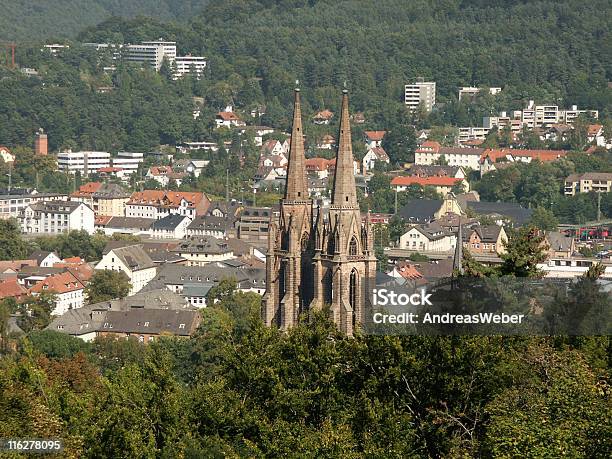 Marburg An Der Lahnelisabethkirche Gesehen Vom Zamek Thun - zdjęcia stockowe i więcej obrazów Bez ludzi