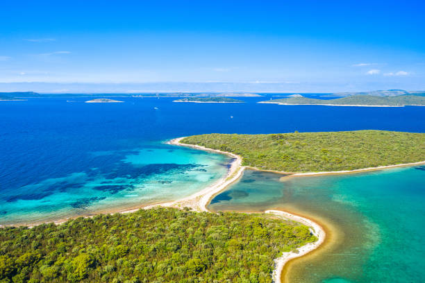 istock Croatia, Adriatic sea, beautiful turquoise lagoon 1162785069