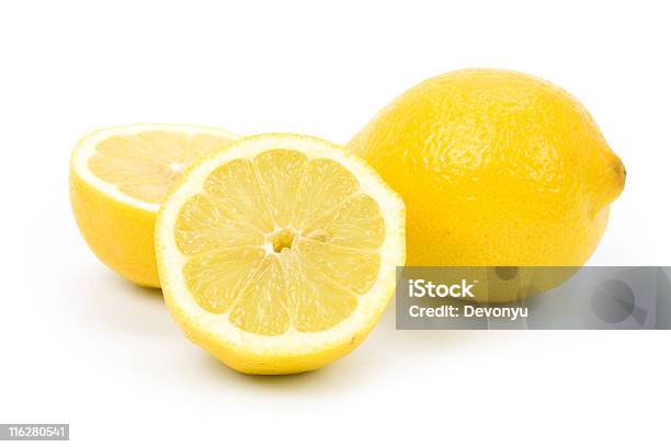 Lemons — стоковые фотографии и другие картинки Без людей - Без людей, Белый фон, Горизонтальный