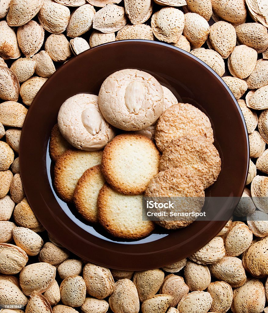 cookies tradicional de almendras - Foto de stock de Al horno libre de derechos