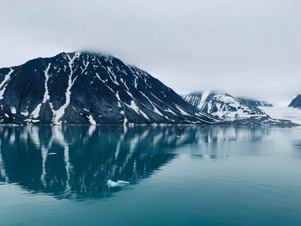 istock Magdalenafjorden in Svalbard 1162851219