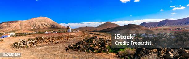 Magic Desrted Landscapes Of Volcanic Fuerteventura Island Canary Islands Of Spain Stock Photo - Download Image Now