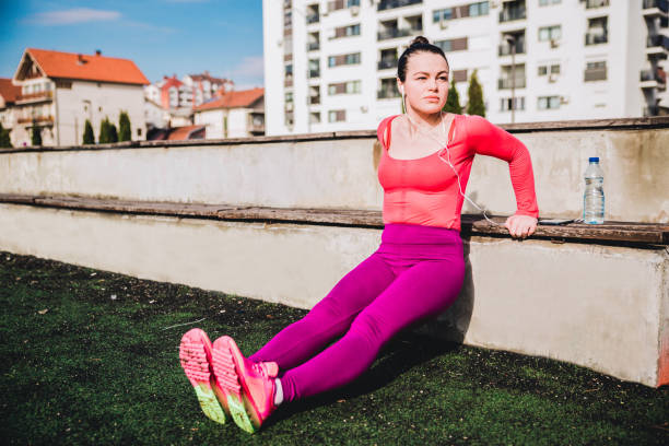 istock Sporty woman working out 1162854355