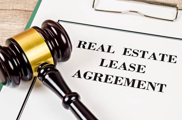 istock Real Estate Lease Contract and gavel 1162958941
