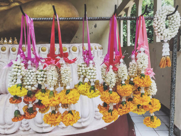 istock Wreath of white, pay respect to Buddha 1162965870