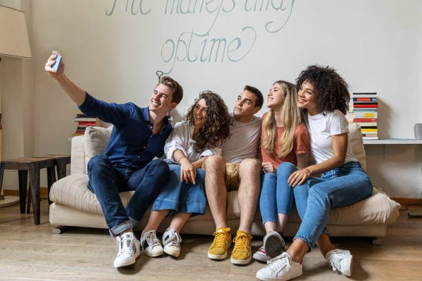 istock Selfie time with friends 1162988494