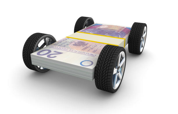 istock Car Wheels Zloty Bills 1163012091