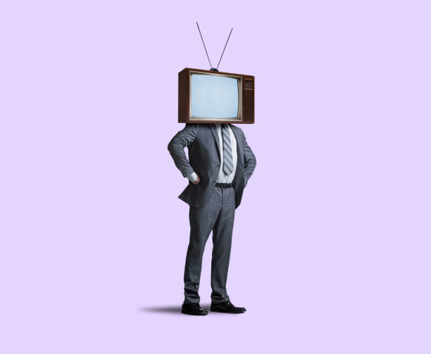 businessman wearing retro television on his head - television aerial antenna television broadcasting imagens e fotografias de stock