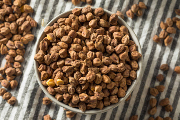 istock Dry Organic Kala Chana Desi Chickpeas 1163021199