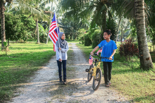 istock Happy Malaysian children playing together during Merdeka celebration 1163088954