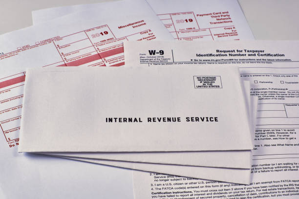 istock Tax reporting and tax messages 1163112473