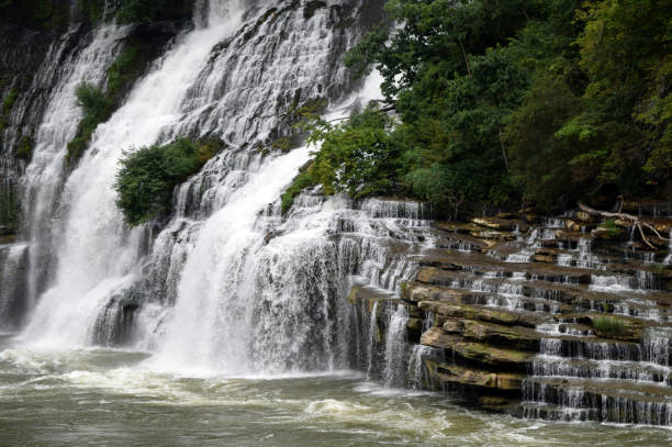 istock Twin Falls in Rock Island, Tennessee. 1163195372
