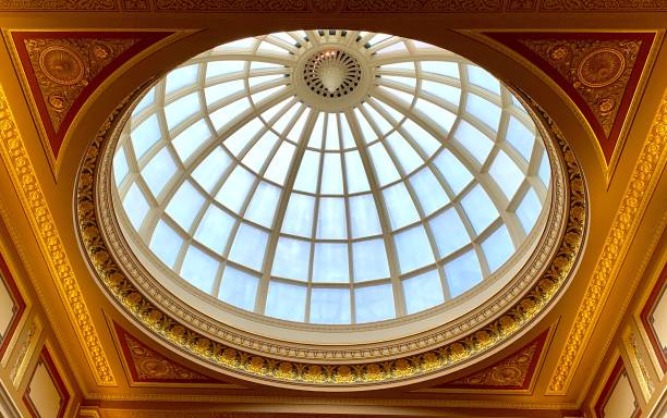 la cúpula - dome skylight stained glass glass fotografías e imágenes de stock