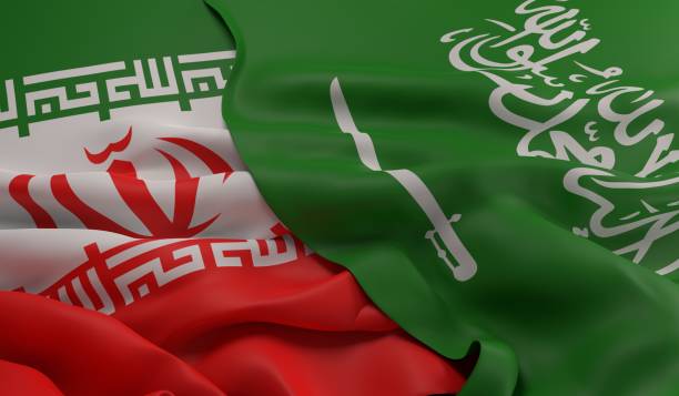 banderas de arabia saudita e irán - iranian flag fotografías e imágenes de stock
