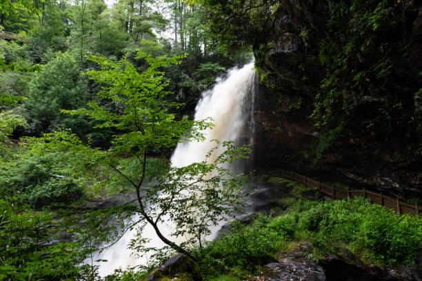 istock Dry Falls, Western North Carolina 1163256397