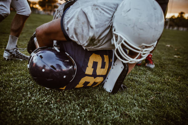 istock American football blocking! 1163306431