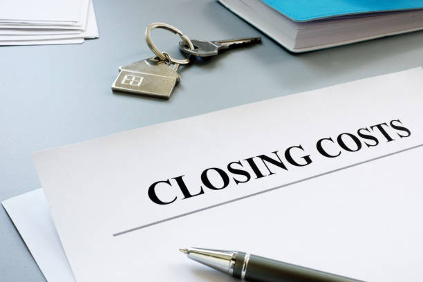 Documents for closing costs and keys. Documents for closing costs and keys. closing photos stock pictures, royalty-free photos & images