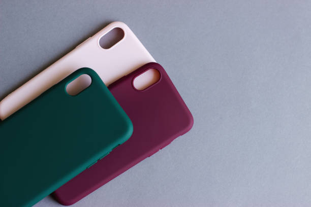 boîtiers en silicone colorés pour votre smartphone. - smart cover photos et images de collection