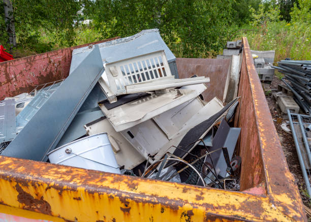 istock Containers with metal scrap on the recyclable material 1163394138
