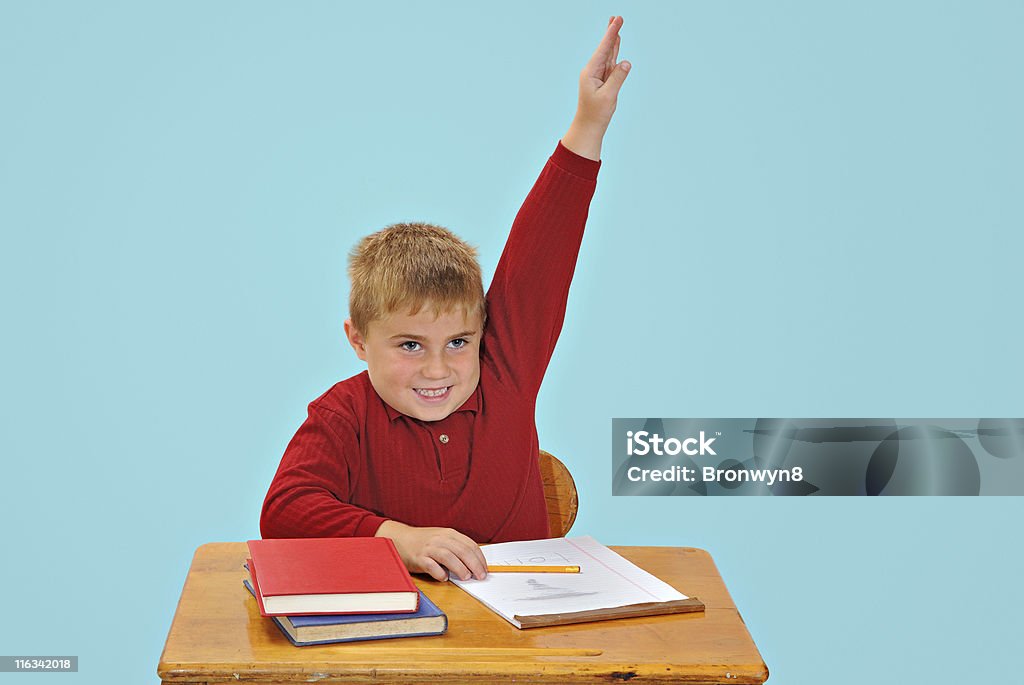 Niño a la escuela - Foto de stock de Aprender libre de derechos