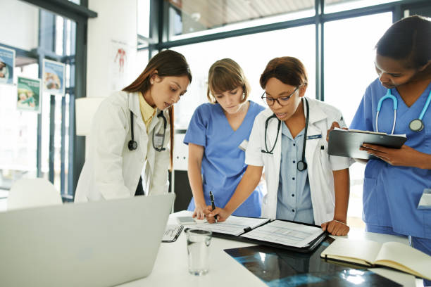 istock Putting in the effort to keep all their patients well 1163521094
