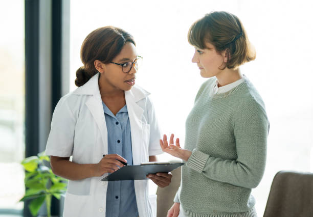 istock Tell me all about your symptoms 1163540306