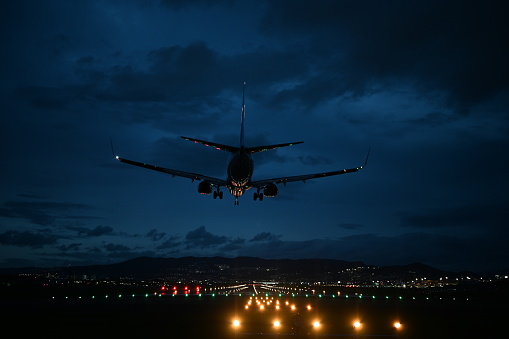 touch down at itami airport