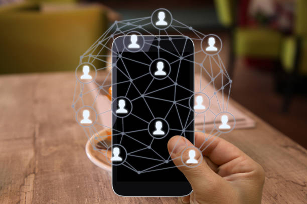 Social media marketing network connection mobile phone app