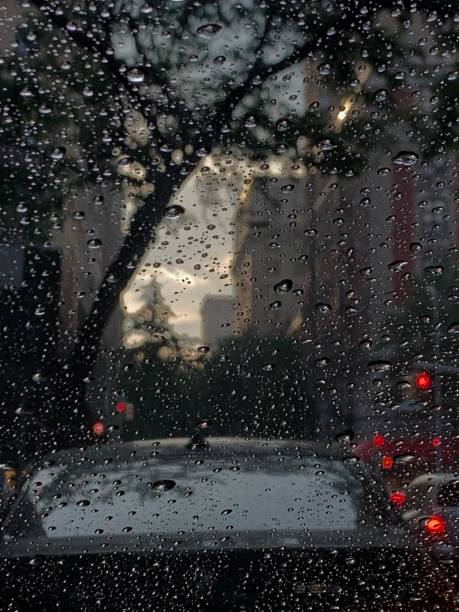 istock Rainy Day NYC 1163598042