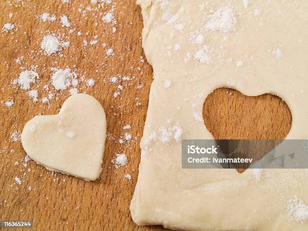 Día De San Valentín Galletas Caseras Foto de stock y más banco de imágenes de Alimento - Alimento, Blanco - Color, Color - Tipo de imagen