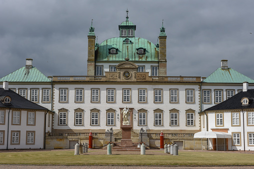 Fredensborg, Danmark - 27 june 2019: Fredensborg castle is the Danish queen's favorite residence