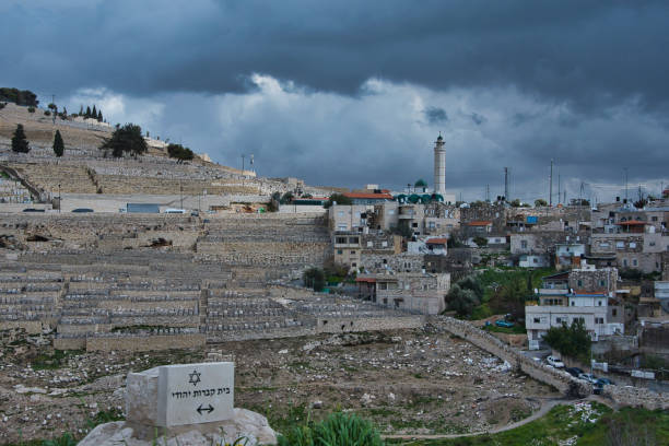 istock jewish cemetery in Jerusalem 1163699160