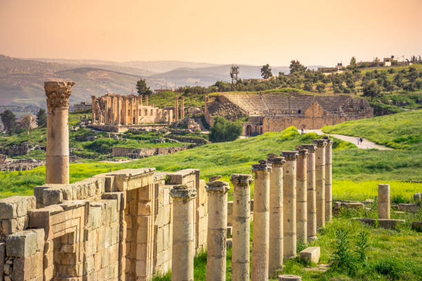 ancient and roman ruins of jerash (gerasa), jordan. - jordânia imagens e fotografias de stock