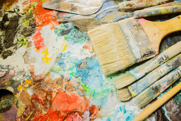 istock the background paint and the artist's palette 1163758303