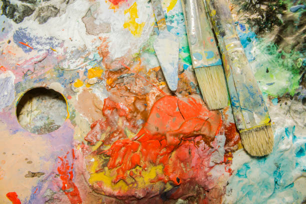 istock the background paint and the artist's palette 1163758332