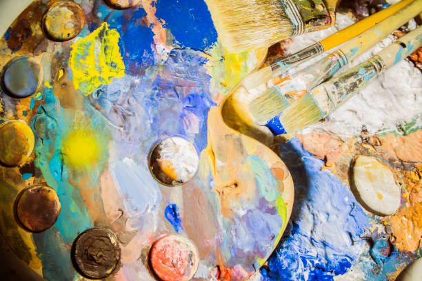 istock the background paint and the artist's palette 1163758476