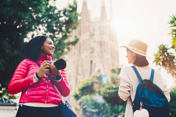 istock Friends visiting Barcelona 1163772466