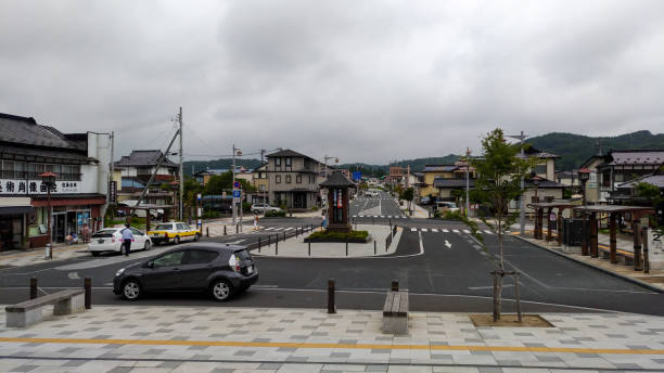 torre conmemorativa de la estación de hiraizumi. - mutsu fotografías e imágenes de stock