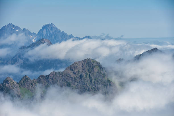istock Olympic Mountains over Sea of Clouds 1163844207