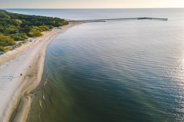 istock Scenic View Of Sea Against Sky 1163879816
