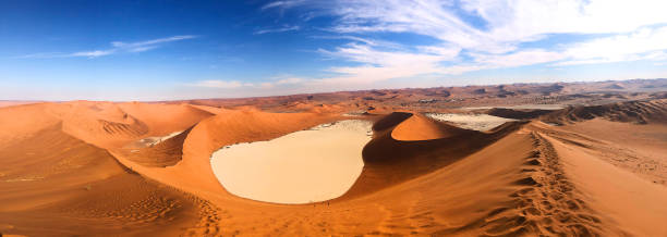 istock Amazing Dead Vlei Namibian Desert Landscape Panoramic Scenery 1163888611