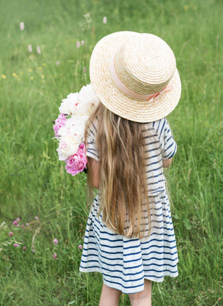 istock Back view beautiful little girl 1163959765